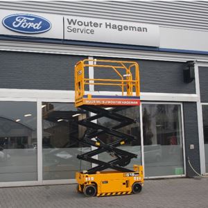 Schaarhoogwerker 8m accu Schaarhoogwerker 8m accu