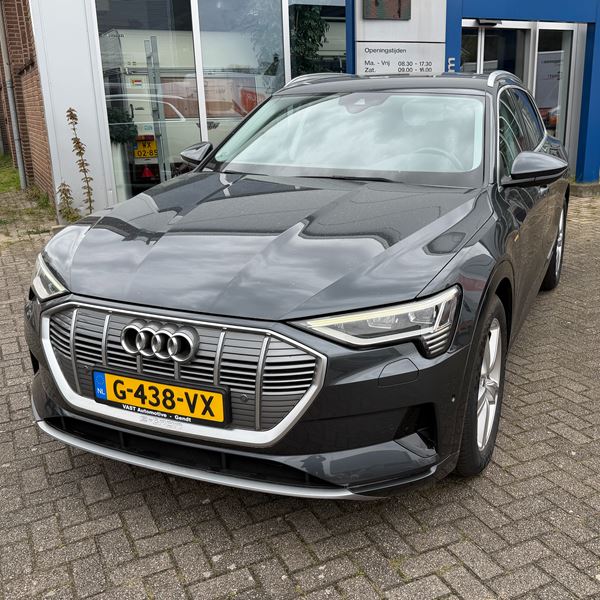 Audi Etron VZ Audi Etron