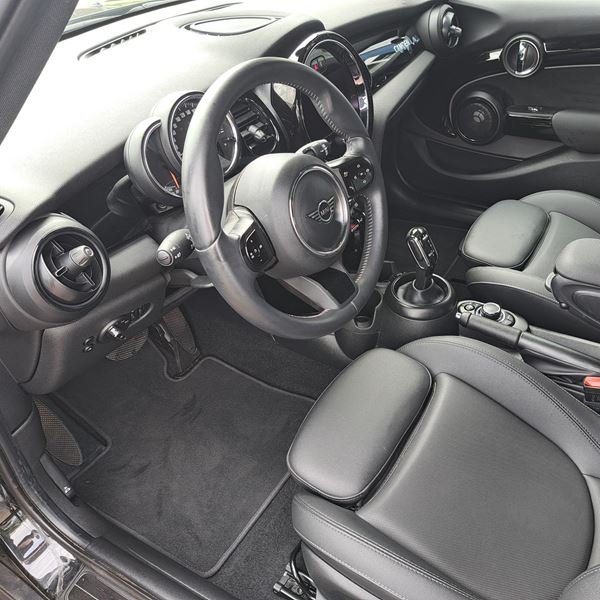 MINI Cooper 5-Deurs MINI Cooper 5-Deurs