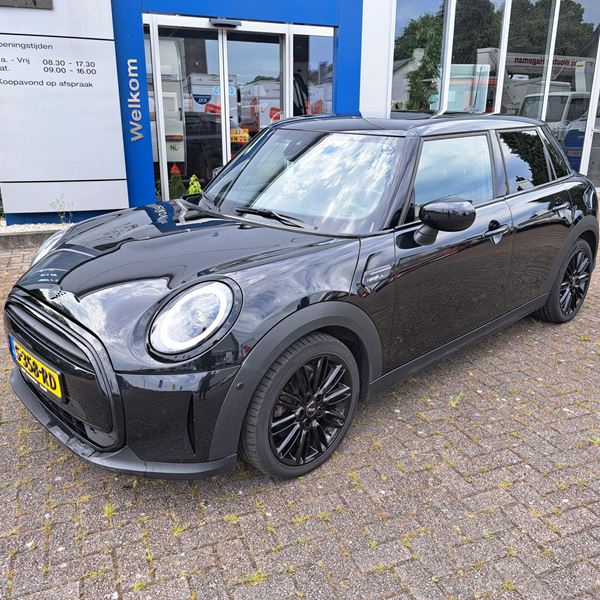 MINI Cooper 5-Deurs